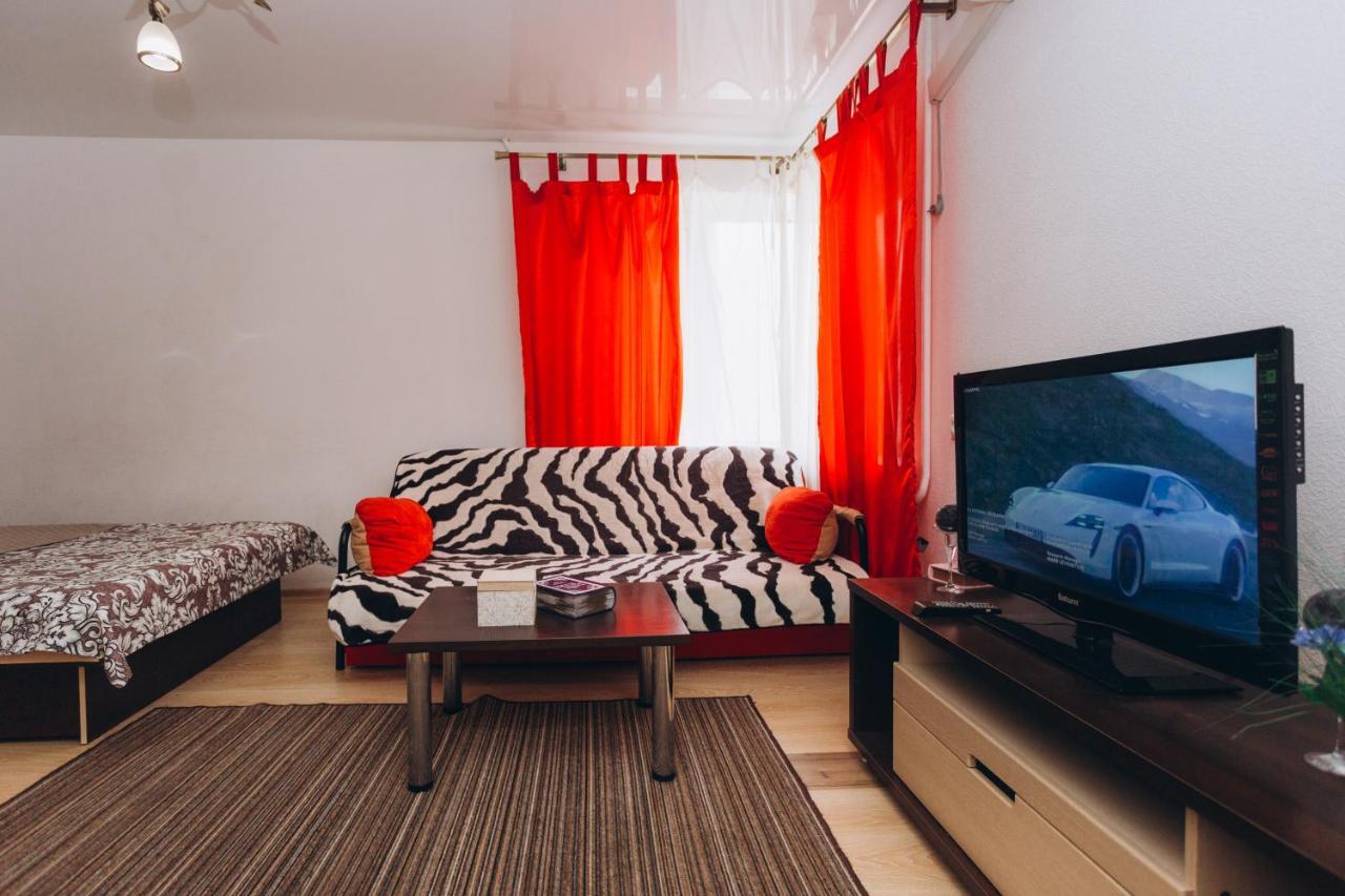Apart-Hotel On Street Kharkovskaya 9 Floor Суми Екстер'єр фото